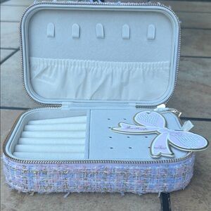 Pastel Jewelry Organizer for Kids